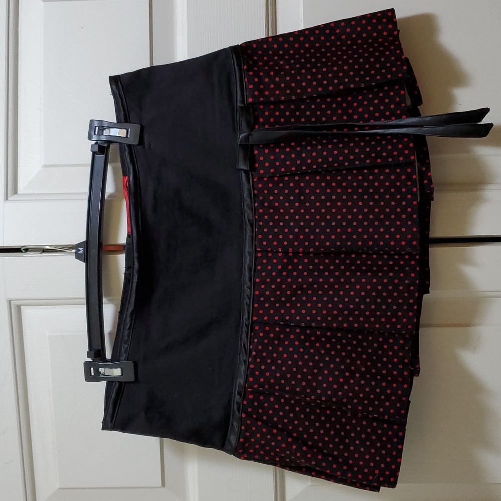 Vintage TRIPP NYC black red polka dot pleated mini skirt 😍 ȶʀɨքք ռʏƈ 💀
